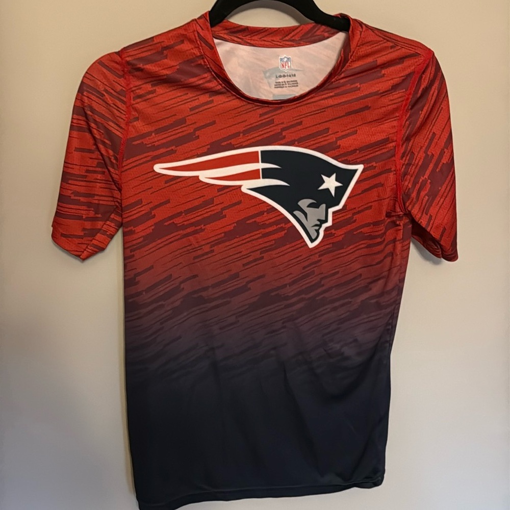 New England Patriots wicking tshirt